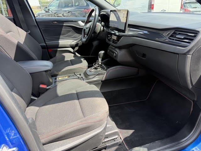 Ford Focus - Photo 18