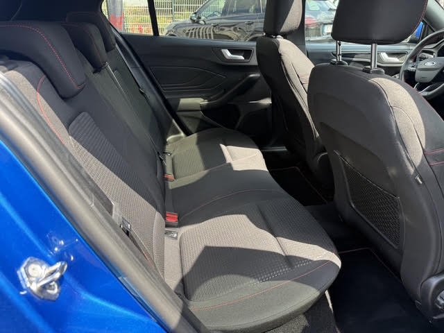 Ford Focus - Photo 19