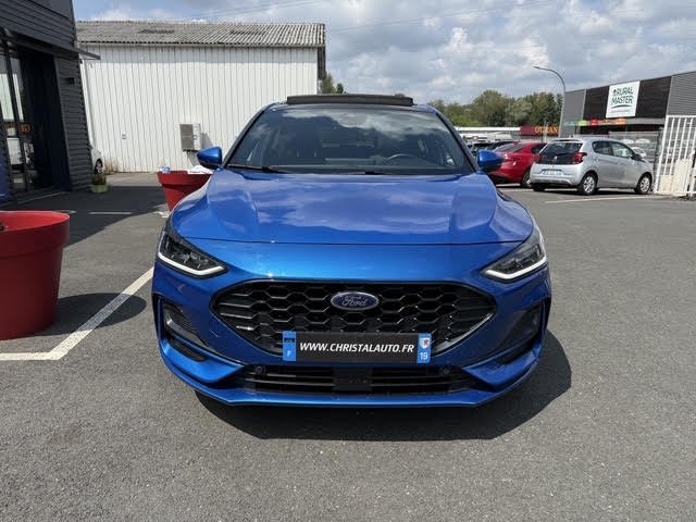 Ford Focus - Photo 2