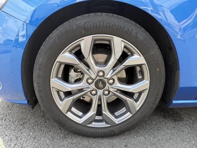 Ford Focus - Photo 23