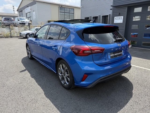 Ford Focus - Photo 6