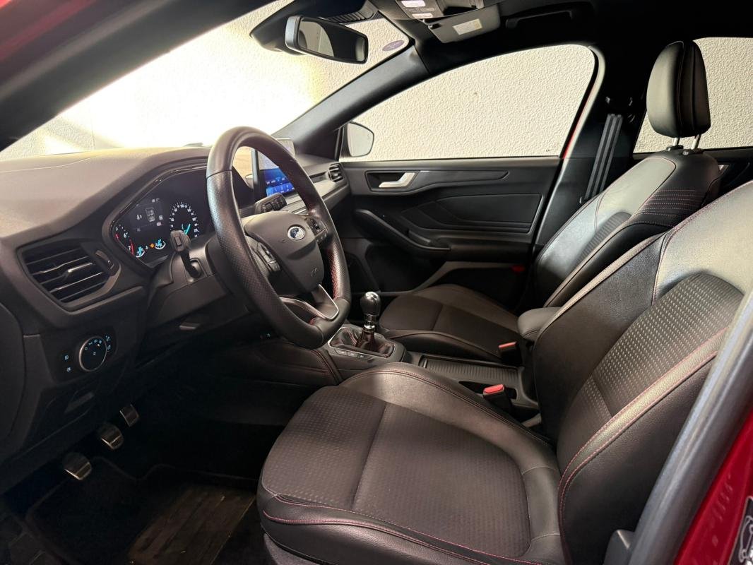 Ford Focus - Photo 18