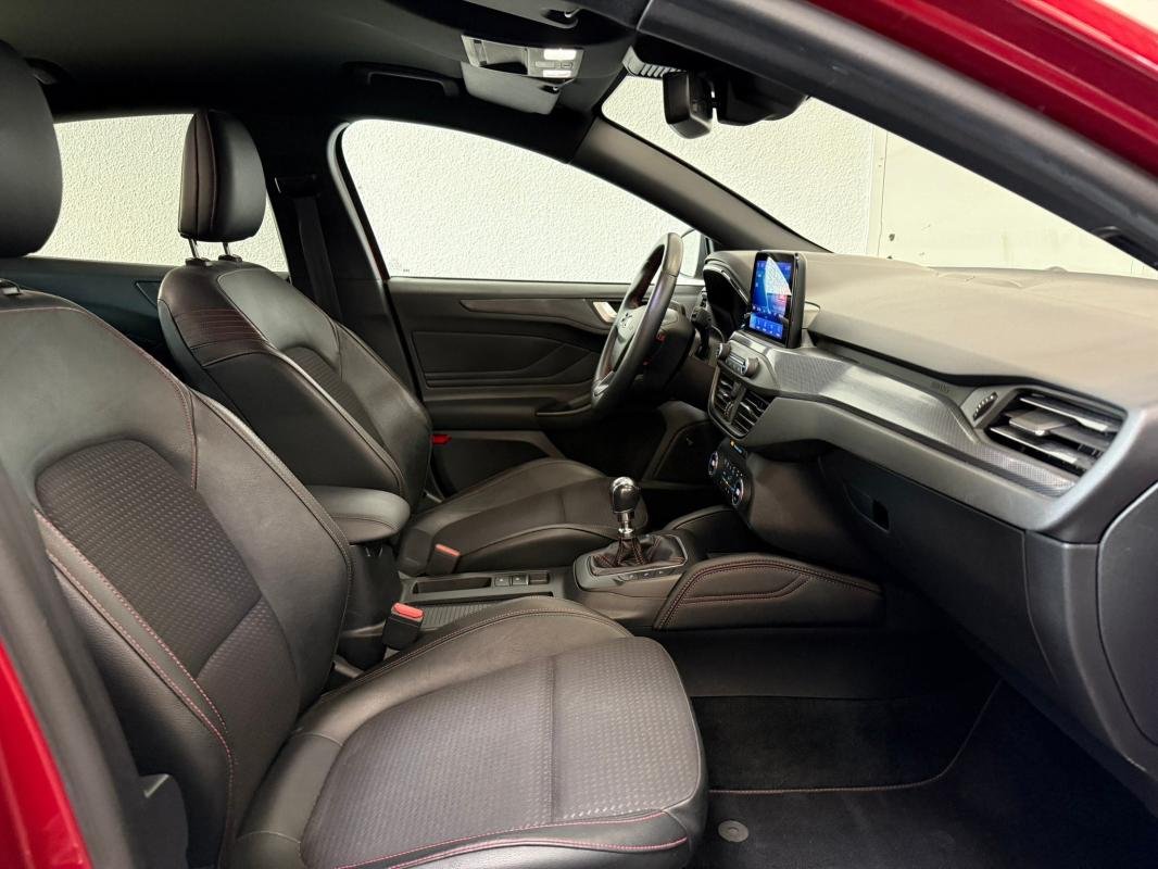 Ford Focus - Photo 21