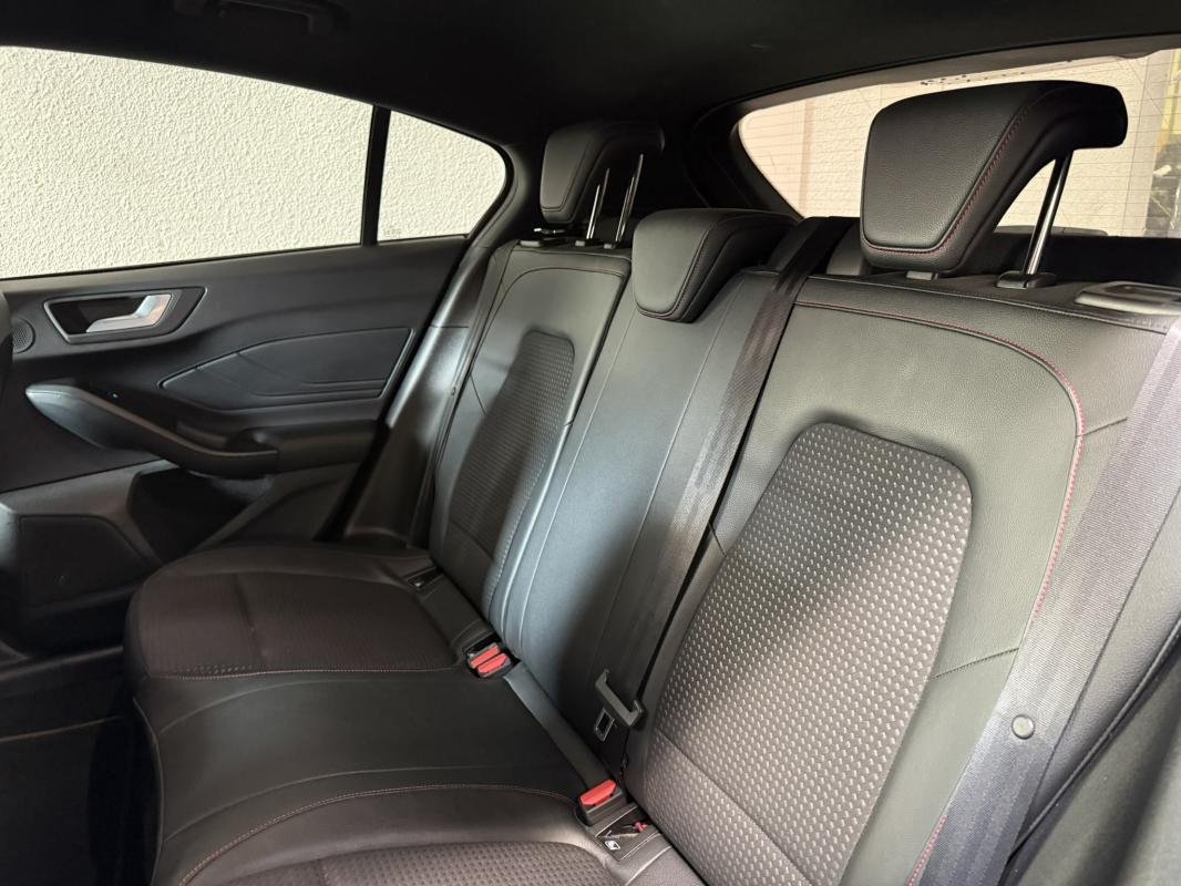 Ford Focus - Photo 29
