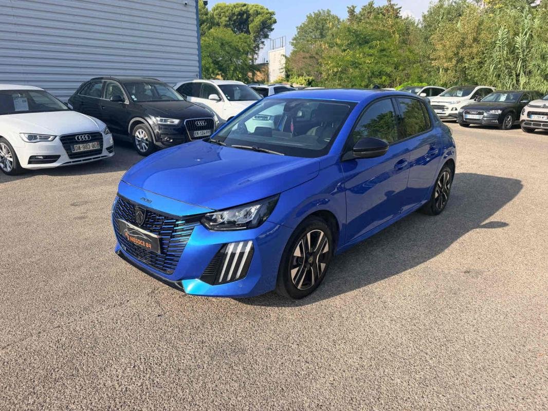Peugeot 208 - Photo 1