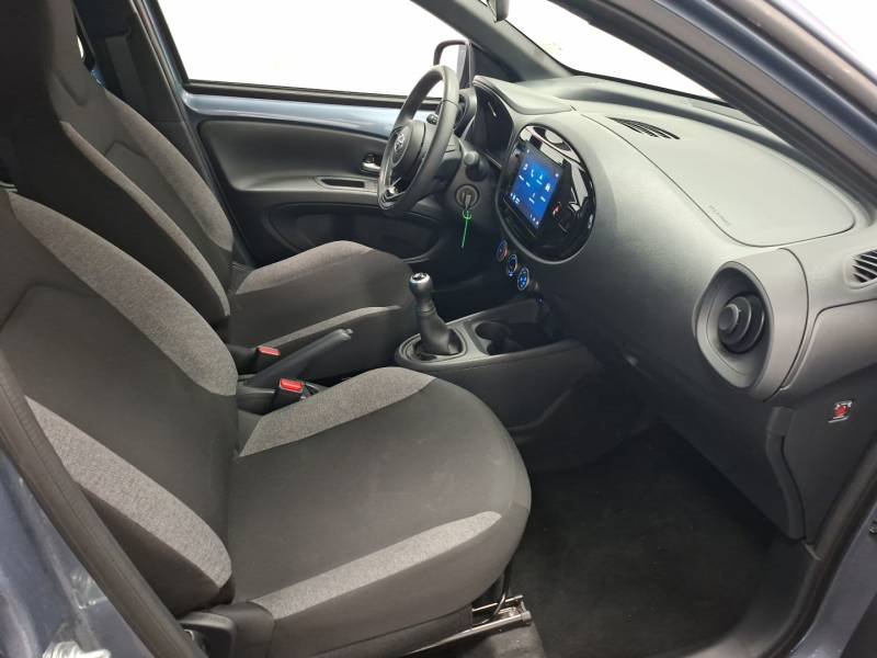 Toyota aygo x - Photo 12