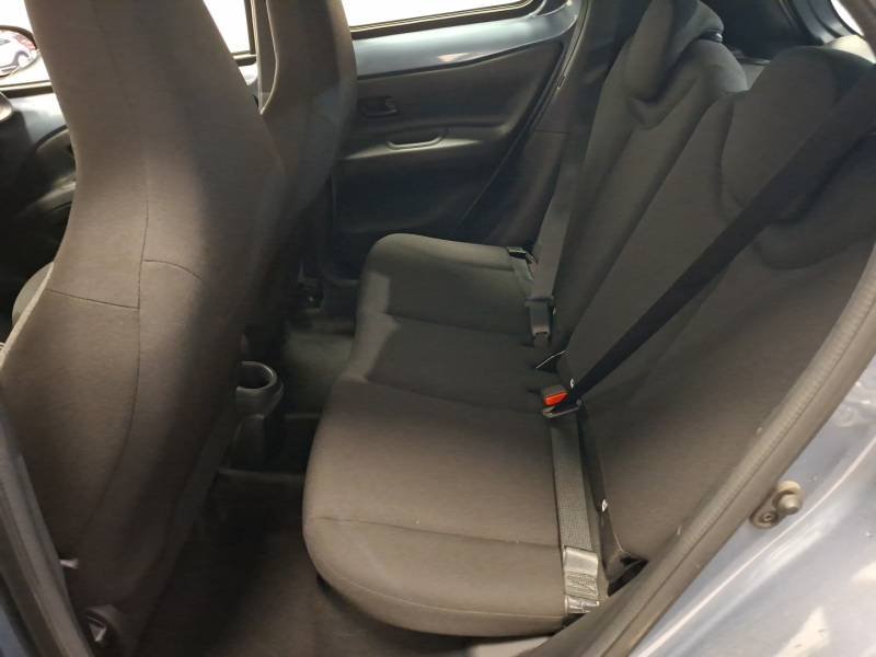 Toyota aygo x - Photo 13