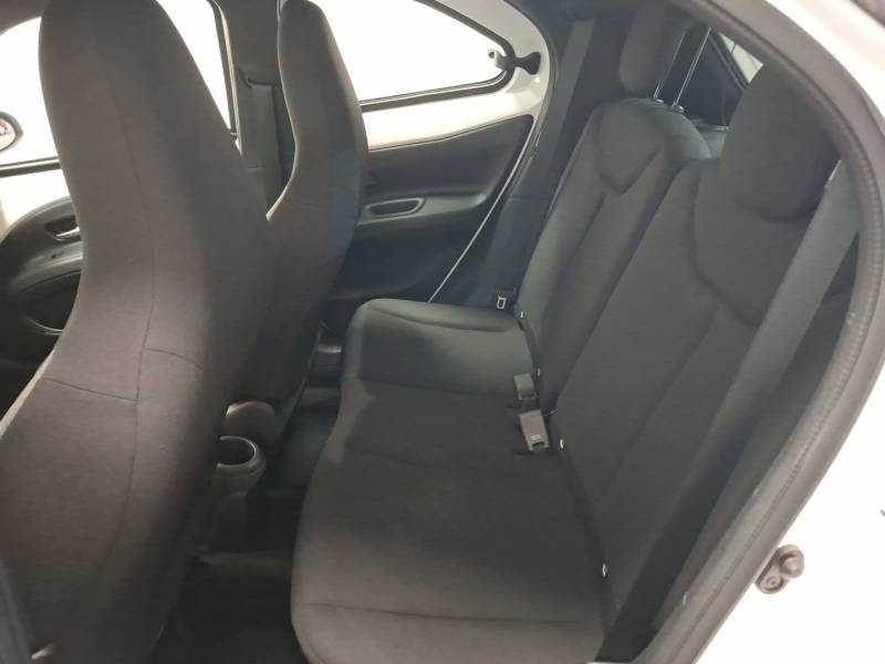 Toyota aygo x - Photo 13