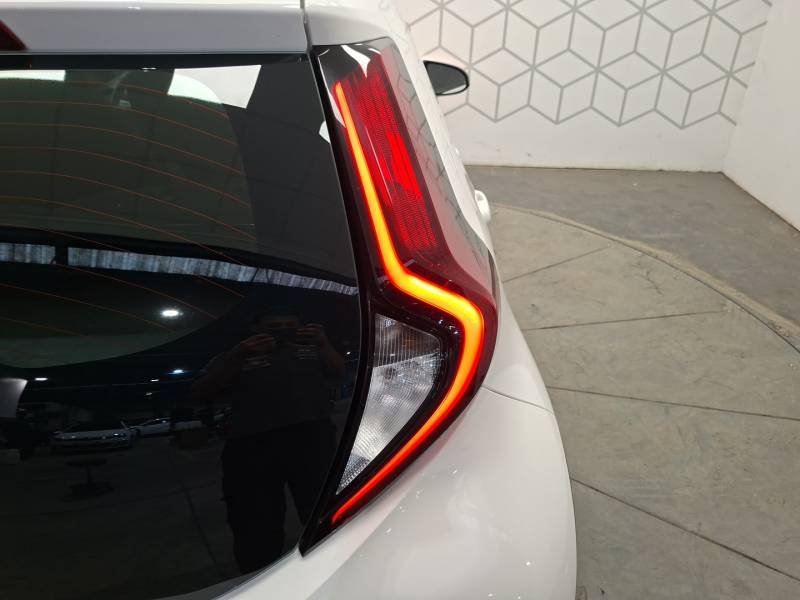 Toyota aygo x - Photo 14