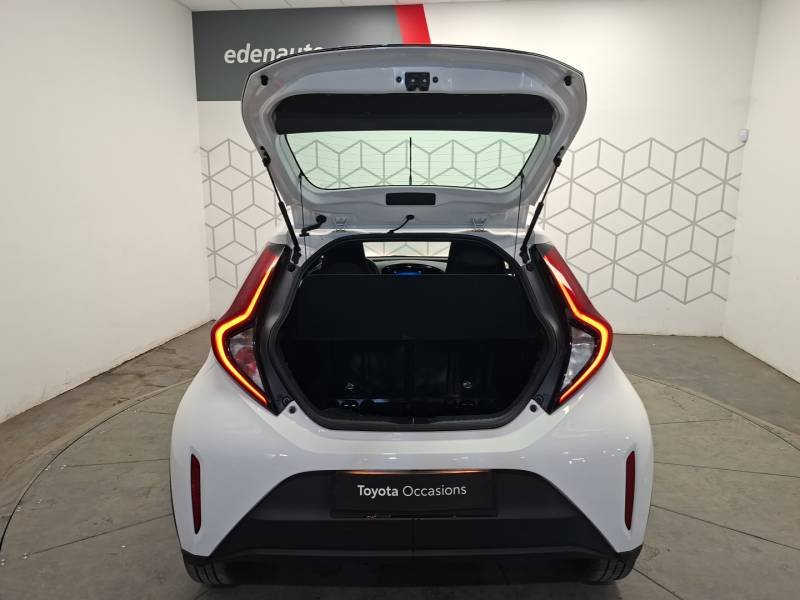Toyota aygo x - Photo 17
