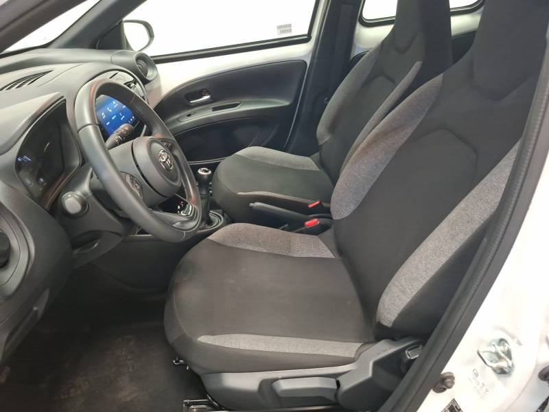 Toyota aygo x - Photo 10