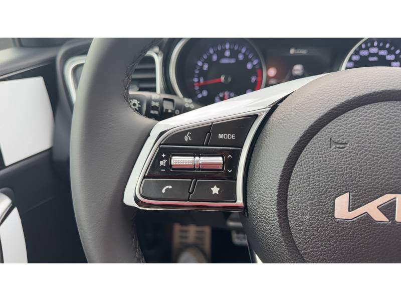 Kia Xceed - Photo 21