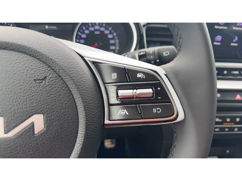 Kia Xceed - Photo 22
