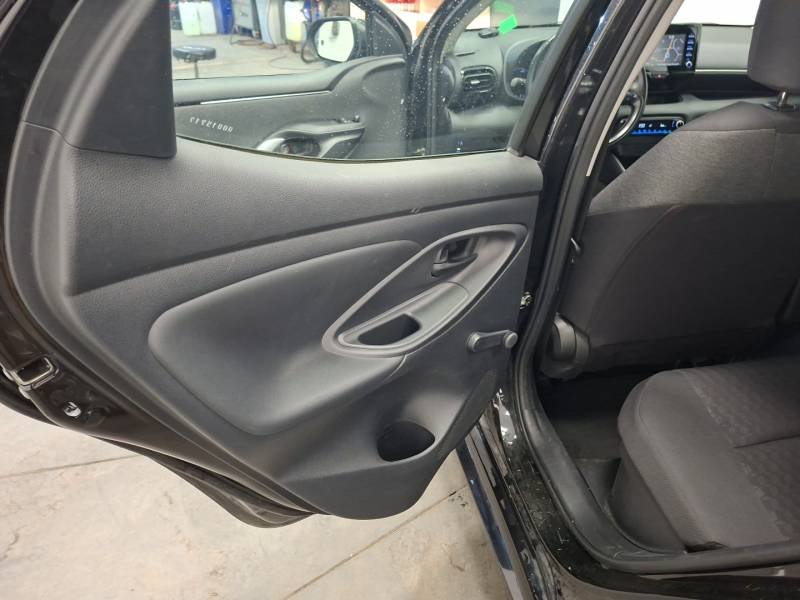 Toyota Yaris - Photo 20