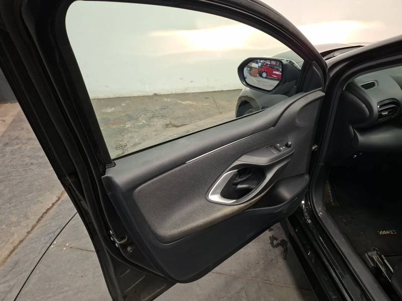 Toyota Yaris - Photo 21