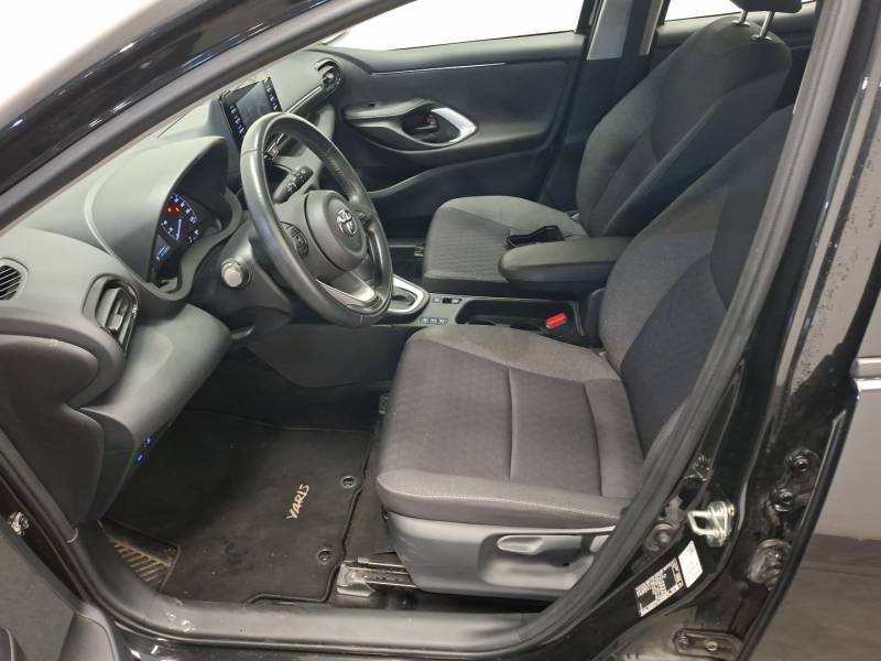 Toyota Yaris - Photo 10