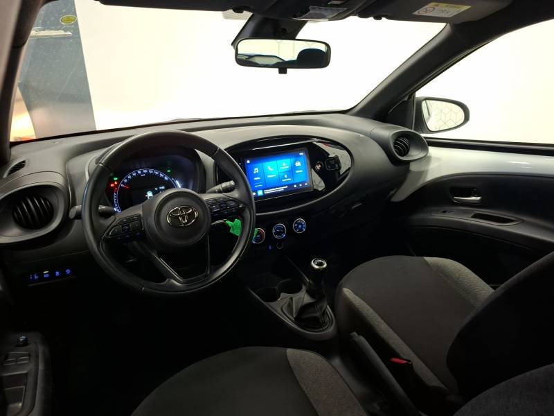 Toyota aygo x - Photo 11