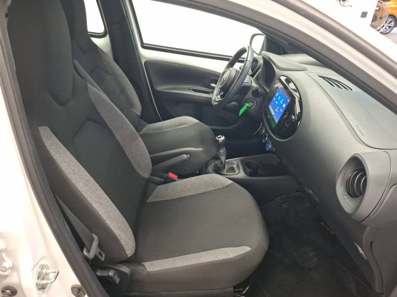 Toyota aygo x - Photo 12