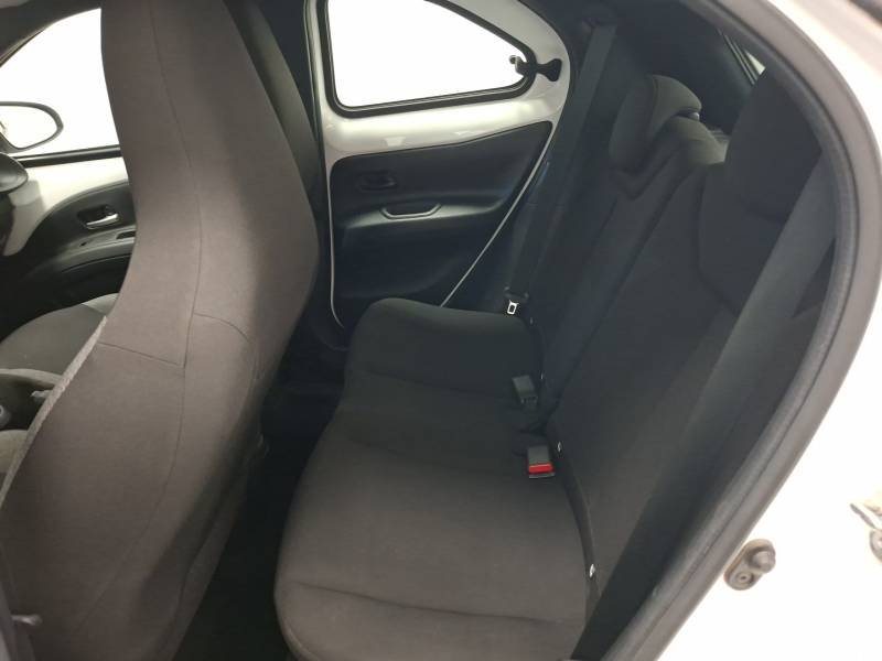 Toyota aygo x - Photo 13