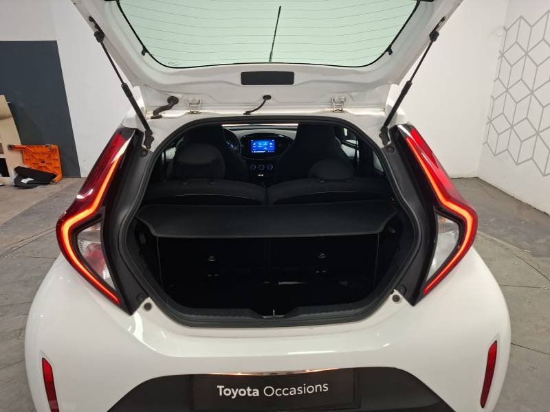Toyota aygo x - Photo 17