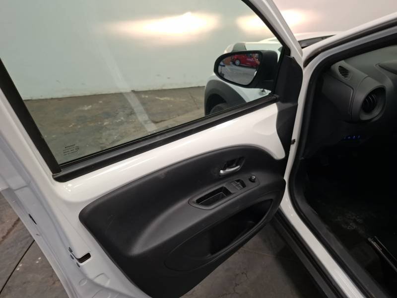 Toyota aygo x - Photo 19