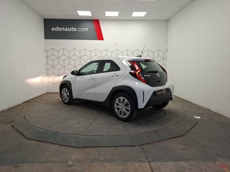 Toyota aygo x - Photo 3
