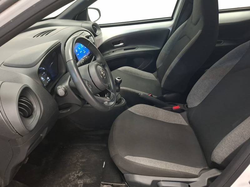 Toyota aygo x - Photo 10