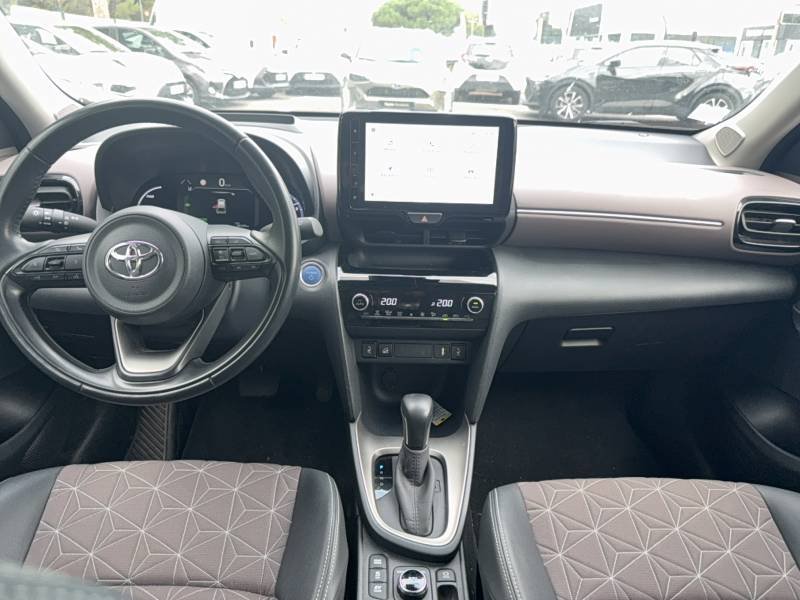 Toyota Yaris - Photo 11