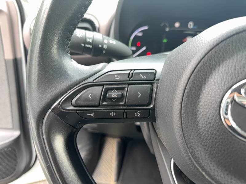 Toyota Yaris - Photo 31