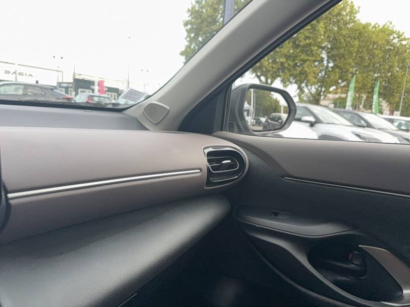 Toyota Yaris - Photo 38
