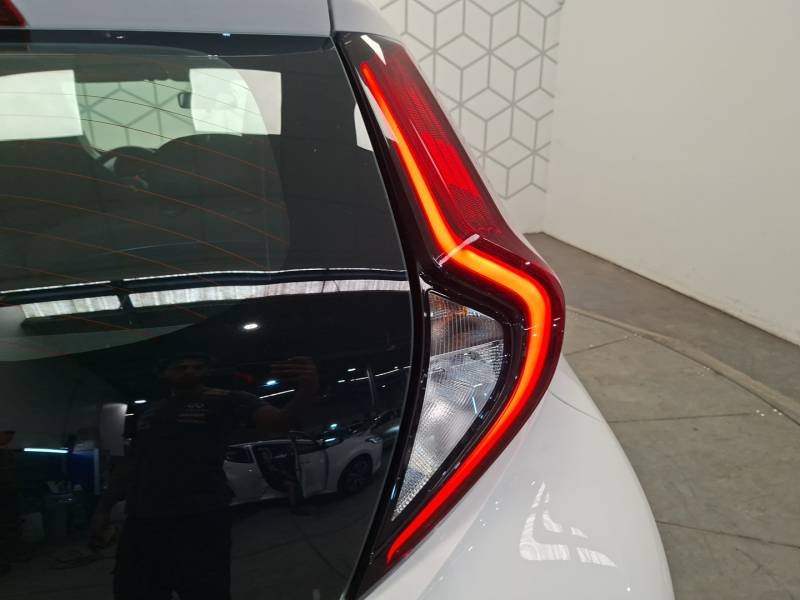 Toyota aygo x - Photo 14