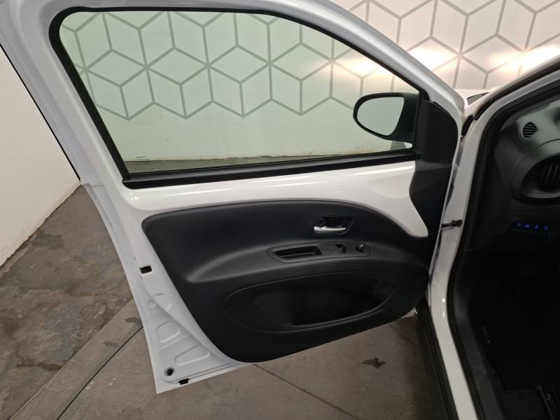 Toyota aygo x - Photo 19