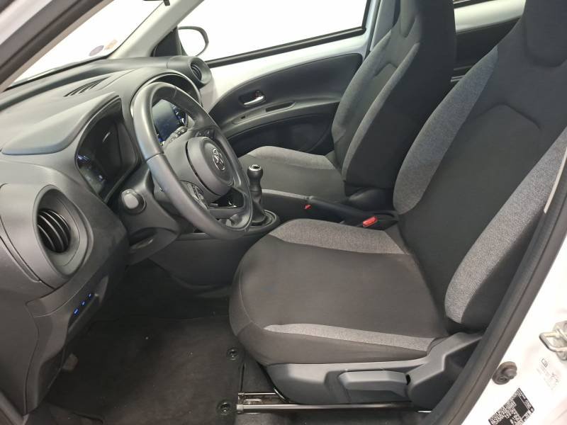 Toyota aygo x - Photo 10