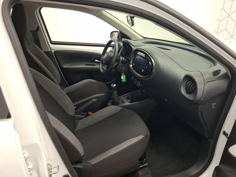Toyota aygo x - Photo 12