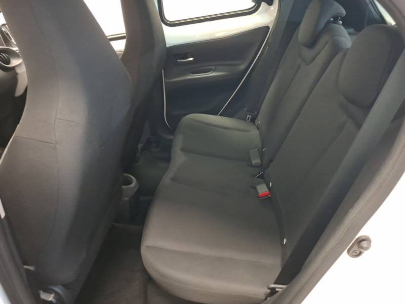 Toyota aygo x - Photo 13