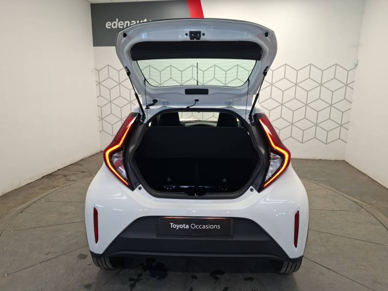 Toyota aygo x - Photo 17