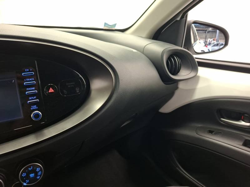 Toyota aygo x - Photo 25
