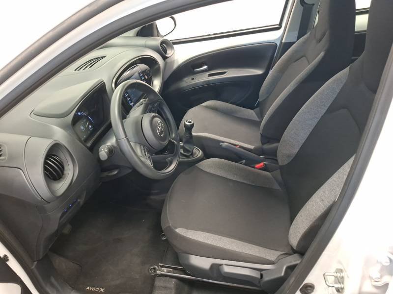 Toyota aygo x - Photo 10