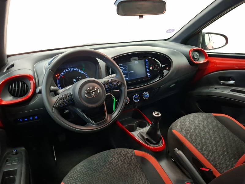 Toyota aygo x - Photo 11