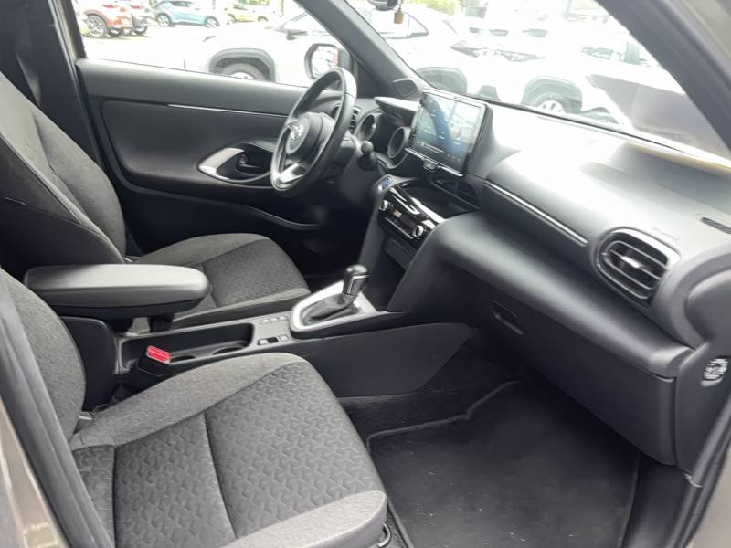 Toyota Yaris - Photo 12