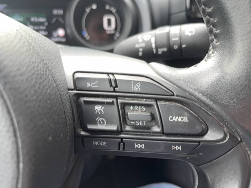Toyota Yaris - Photo 18