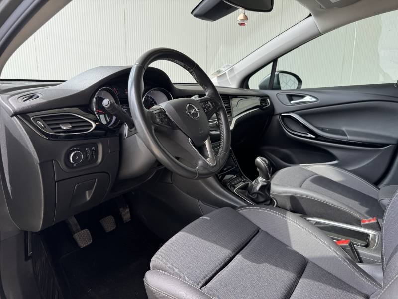 Opel Astra - Photo 12