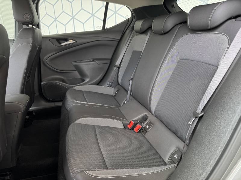 Opel Astra - Photo 28