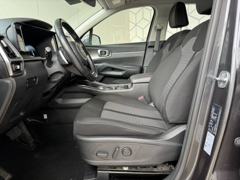 Kia Sorento - Photo 16