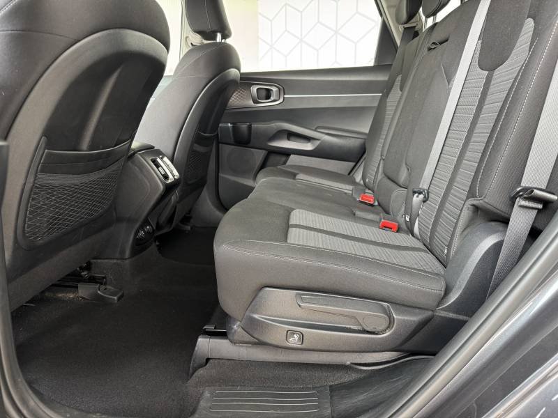 Kia Sorento - Photo 21