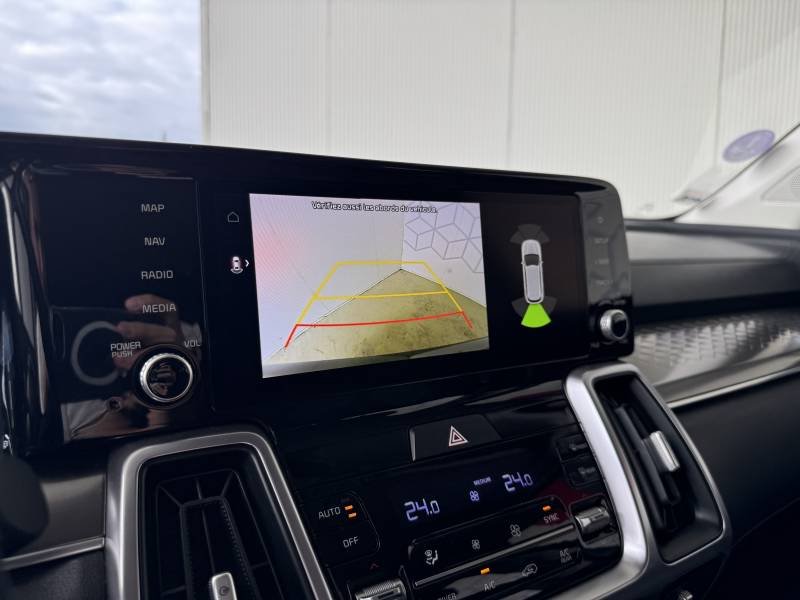 Kia Sorento - Photo 30