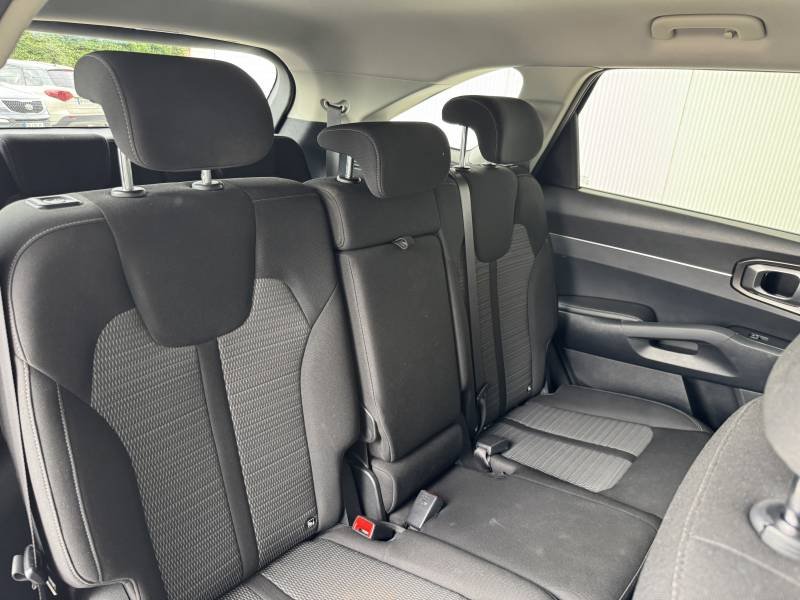 Kia Sorento - Photo 40