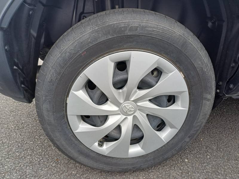 Toyota Yaris - Photo 11