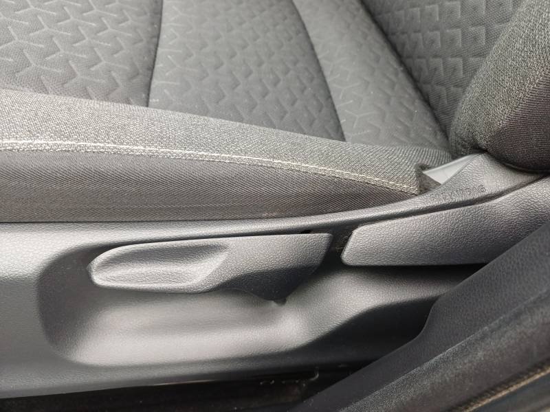 Toyota Yaris - Photo 16
