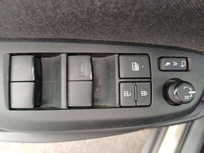 Toyota Yaris - Photo 19